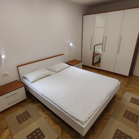Apartments Saric Makarska Exterior photo