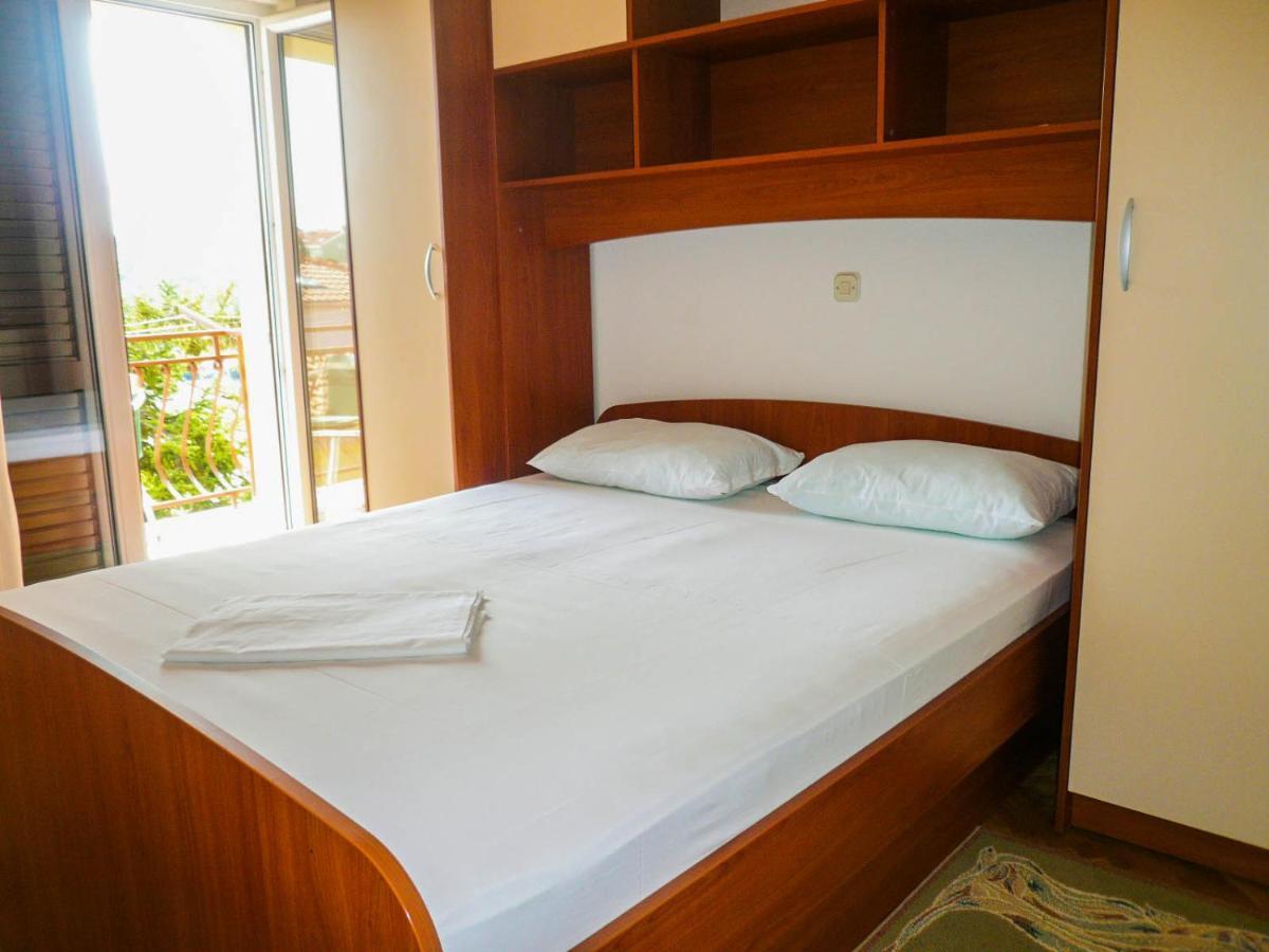 Apartments Saric Makarska Exterior photo