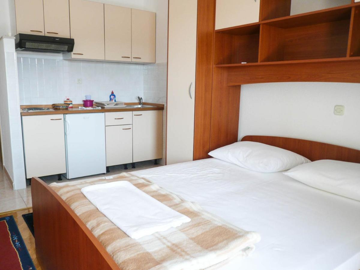 Apartments Saric Makarska Exterior photo