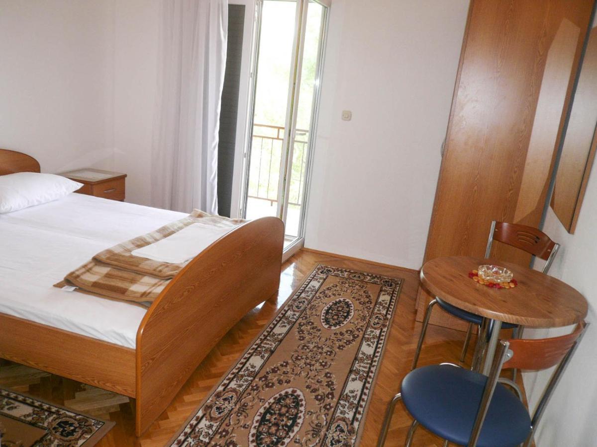 Apartments Saric Makarska Exterior photo